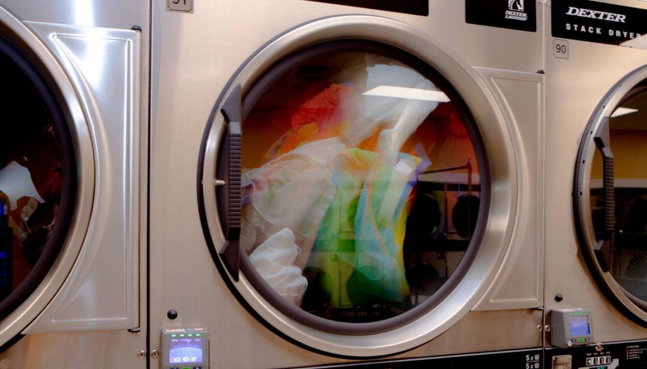 How Passive Are Laundromats - Jordan Berry's 2 Cents