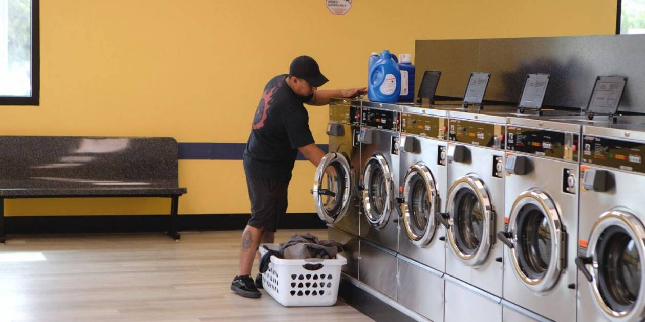 Coin-operated laundromats still big part of many people's lives